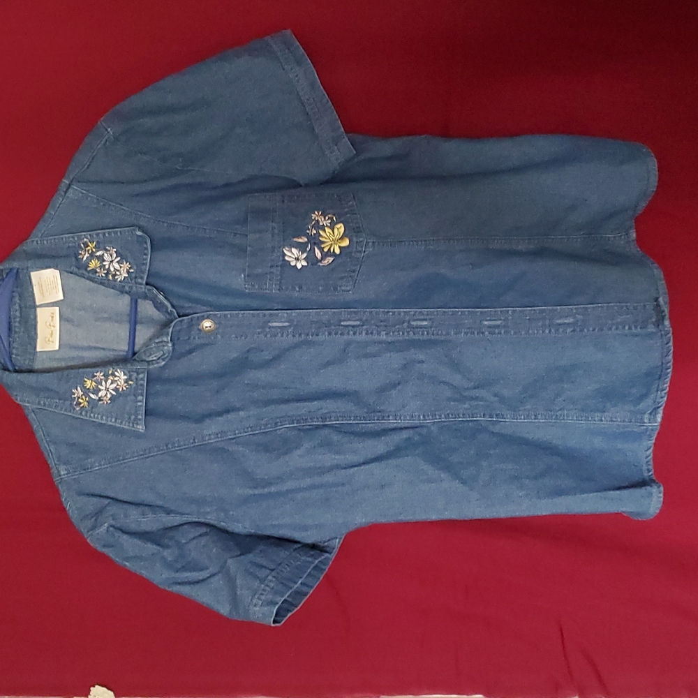 WOMEN'S Denim Top - Picture 1 of 8